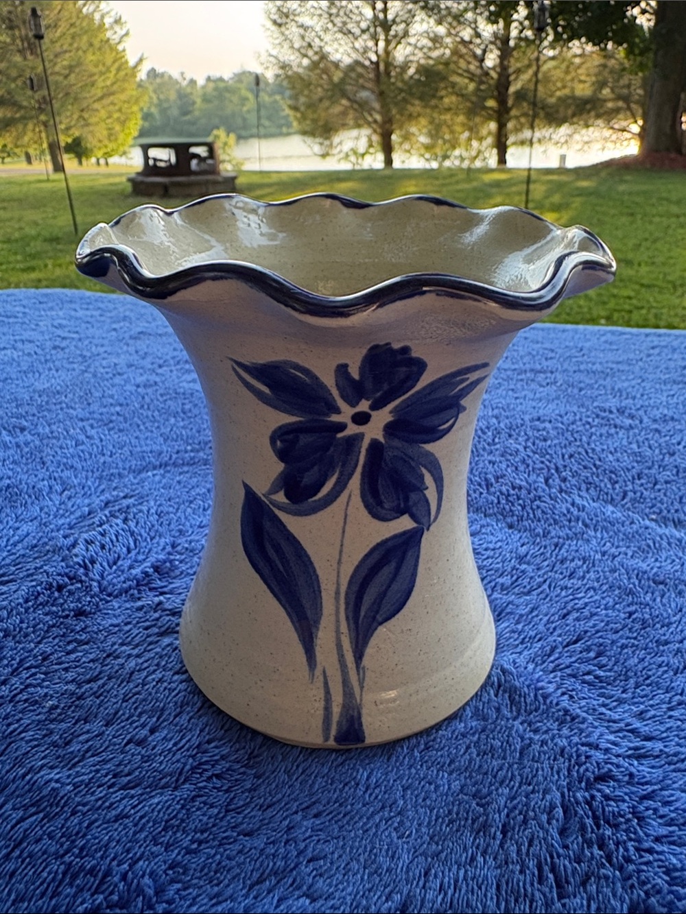 Williamsburg Pottery Salt Glaze Vase Ruffled Top Edge Colbalt Blue Flower